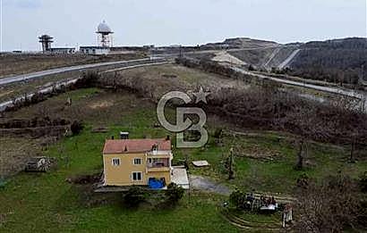 Satılık Çiftlik, 11.609 m2 Arsa & Villa.  Havalimanı yanında.