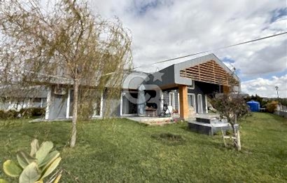 GÖLBAŞI BAHÇELİEVLER GİRİŞİNDE SATILIK 6+1 KÖŞE PARSEL VİLLA