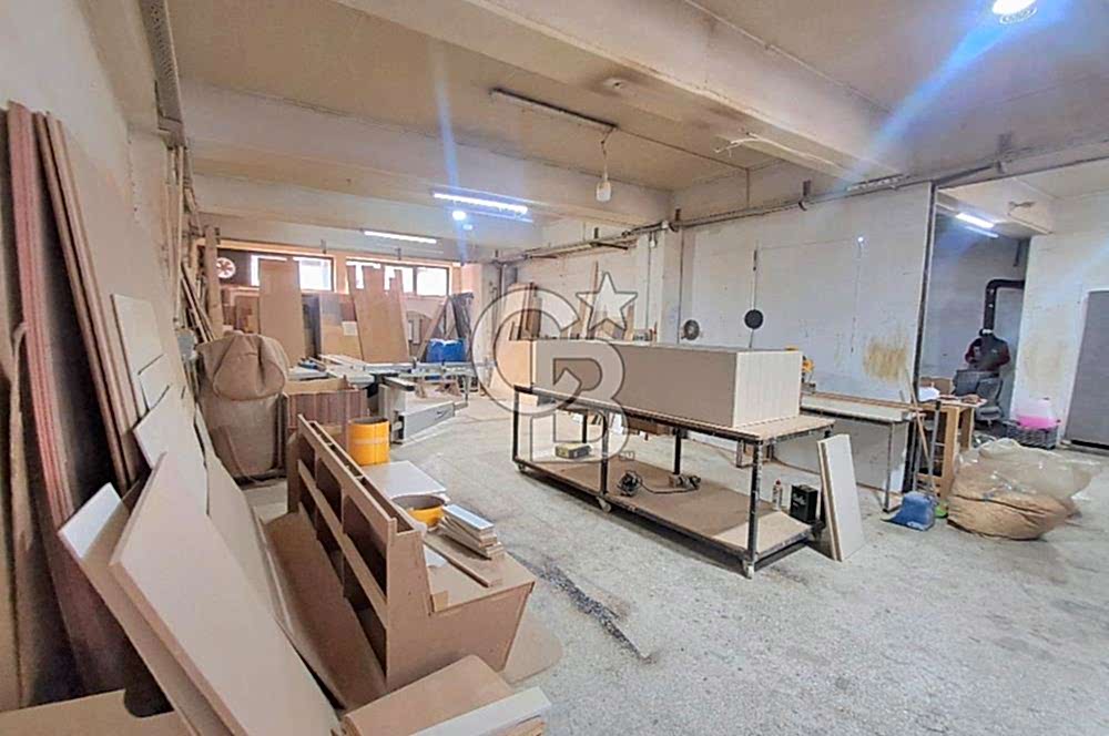 Marmara Sanayi Sitesi’nde Satılık 900 m² 3 Katlı İşyeri!