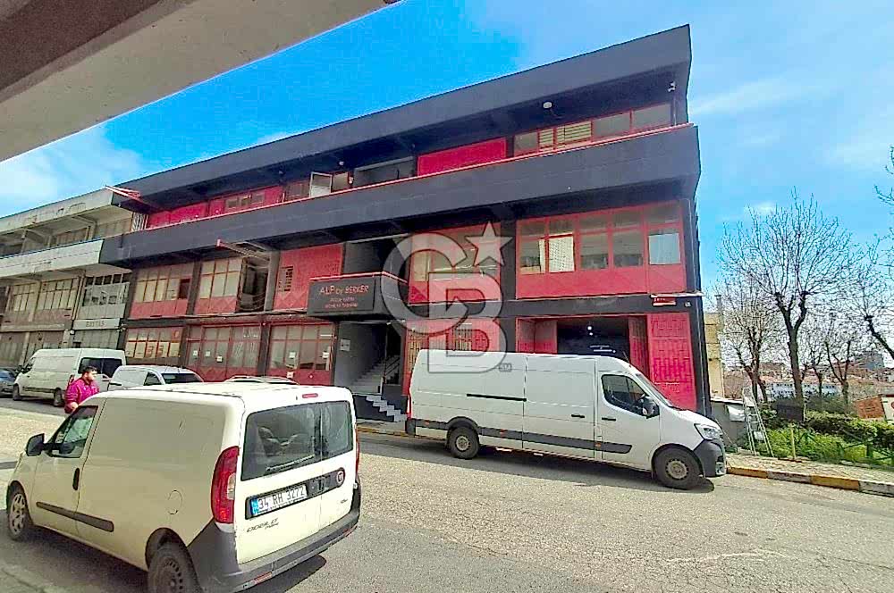 Marmara Sanayi Sitesi’nde Satılık 900 m² 3 Katlı İşyeri!