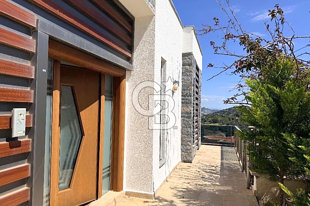 🌟 YALIKAVAK MARİNA’YA 5 DK | ORMAN İÇİNDE DENİZ MANZARALI ULTRA LÜKS VİLLA 🌊 Tam Mahremiyet | Özel Havuz | Yüksek Kira Getirisi