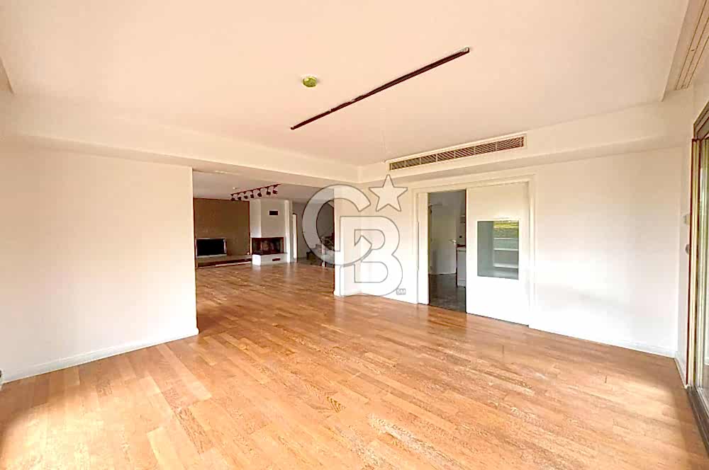 Urla Kekliktepe'de Lüks 5+2 Villa, 1570m² Arsa, Özel Havuzlu