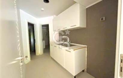 Urla Kekliktepe'de Lüks 5+2 Villa, 1570m² Arsa, Özel Havuzlu