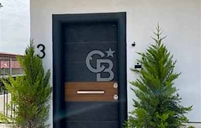 Ayvalık Cunda Adasında Full Deniz Manzaralı Satılık Lüks Villa