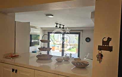 Ayvalık Cunda Adasında Full Deniz Manzaralı Satılık Lüks Villa