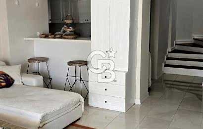 Ayvalık Cunda Adasında Full Deniz Manzaralı Satılık Lüks Villa