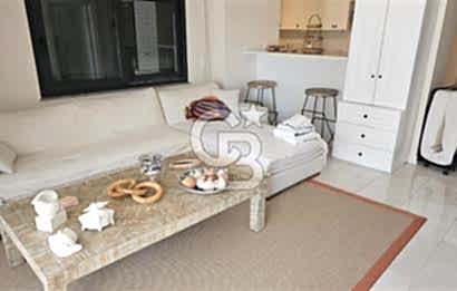 Ayvalık Cunda Adasında Full Deniz Manzaralı Satılık Lüks Villa