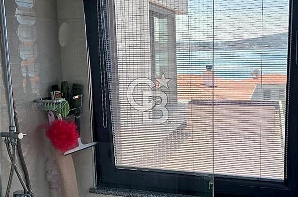 Ayvalık Cunda Adasında Full Deniz Manzaralı Satılık Lüks Villa