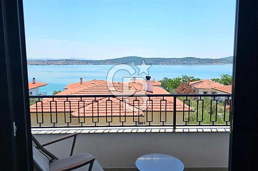 Ayvalık Cunda Adasında Full Deniz Manzaralı Satılık Lüks Villa