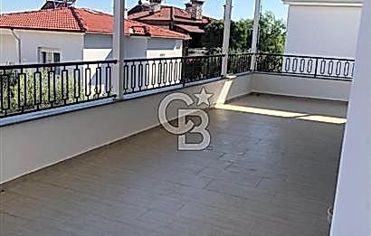 Ayvalık Cunda Adasında Full Deniz Manzaralı Satılık Lüks Villa