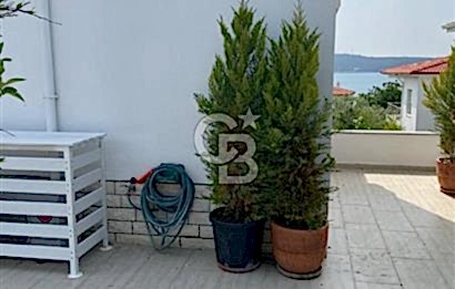 Ayvalık Cunda Adasında Full Deniz Manzaralı Satılık Lüks Villa