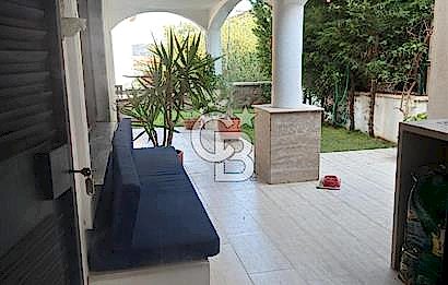 Ayvalık Cunda Adasında Full Deniz Manzaralı Satılık Lüks Villa