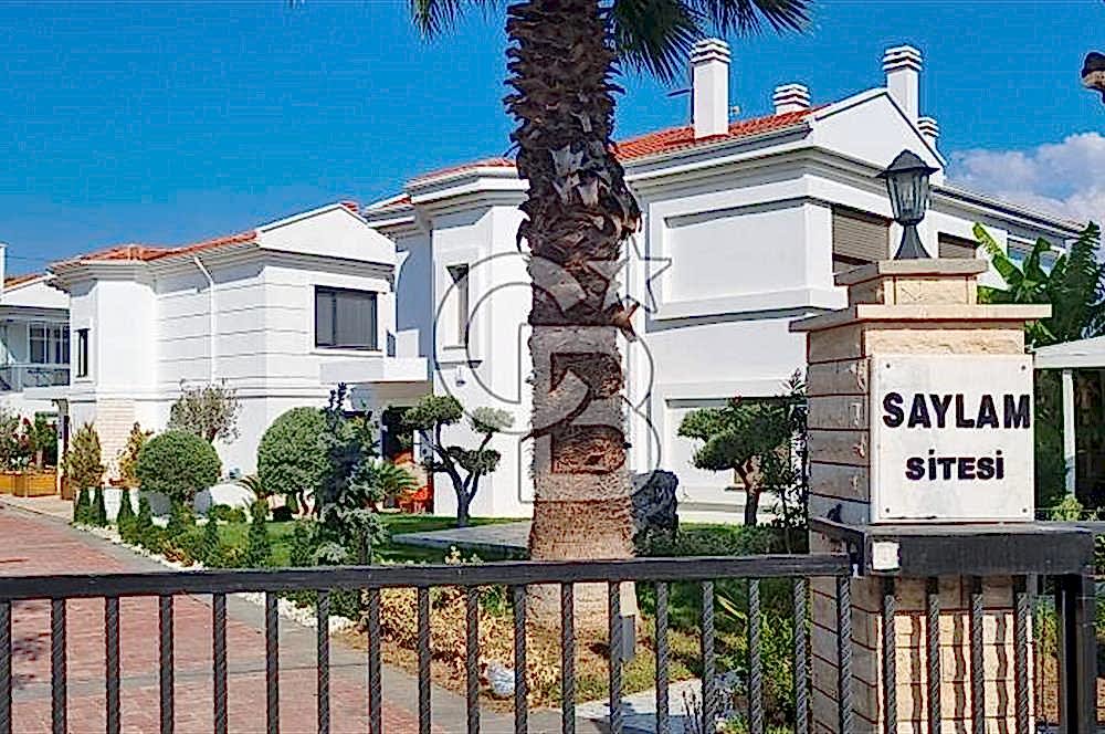 Ayvalık Cunda Adasında Full Deniz Manzaralı Satılık Lüks Villa