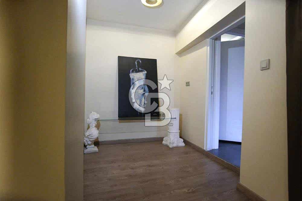 Fırsat Satılık Kandilli 4 Katlı Yol Yalısı