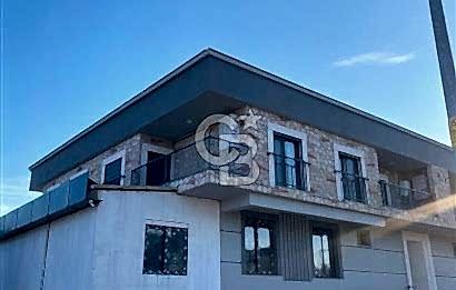 Yenifoça Gencelli Merkezi Konumda Kiralık 2+1 Daire