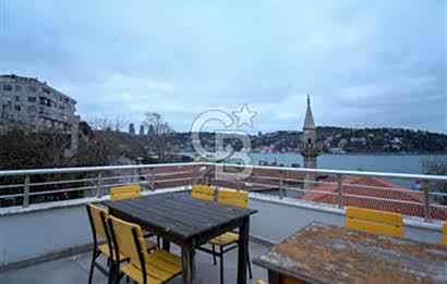 Kandilli Sahilde Satılık 4 katlı Yol Yalısı