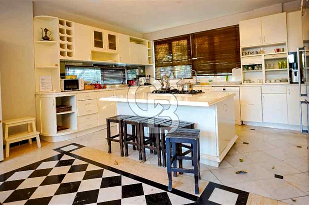 MUĞLA MARMARİS ARMUTALAN’DA SATILIK VİLLA