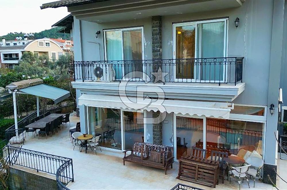 MUĞLA MARMARİS ARMUTALAN’DA SATILIK VİLLA